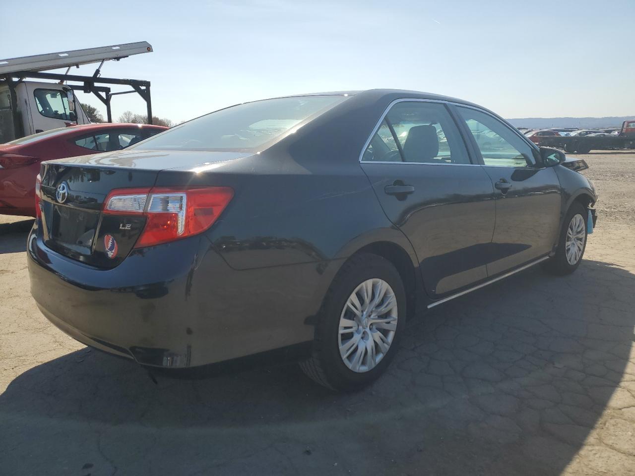 2013 TOYOTA CAMRY L - Image 3