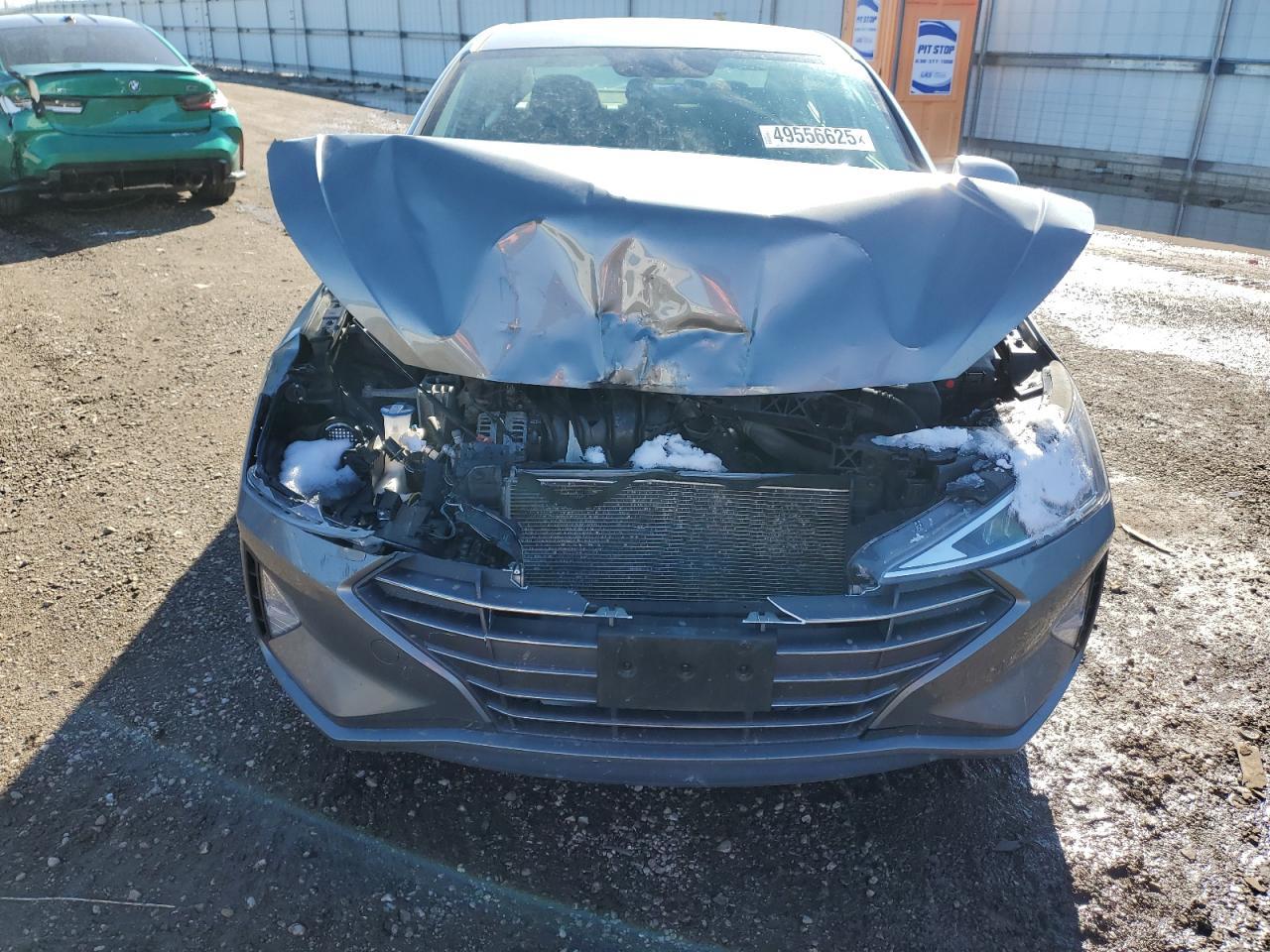 2019 HYUNDAI ELANTRA SE - Фото 5