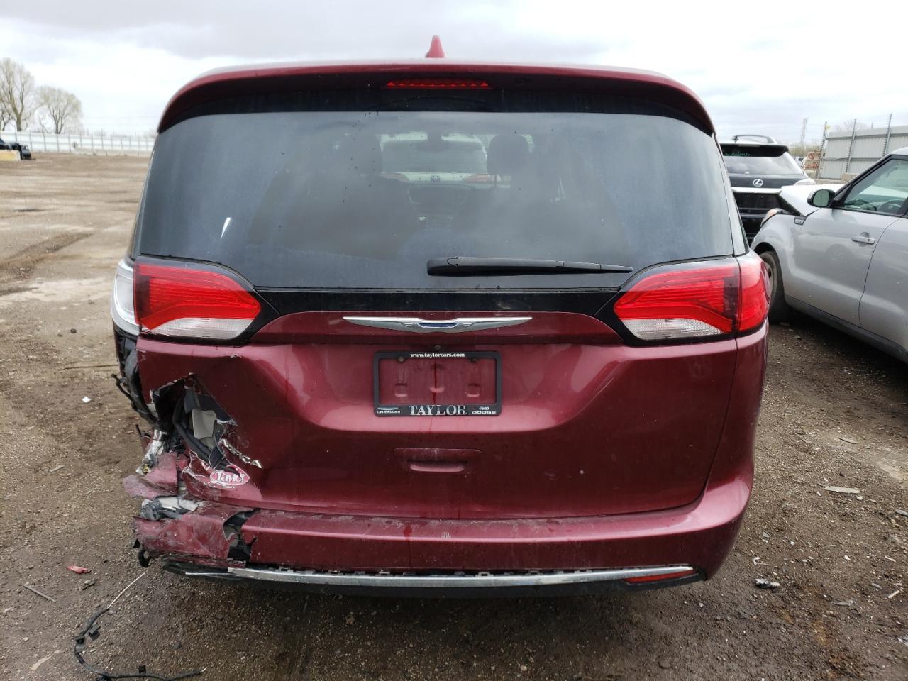2017 CHRYSLER PACIFICA T - Image 6