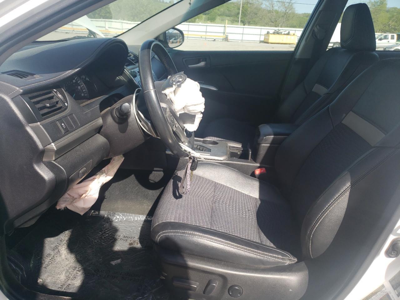 2014 TOYOTA CAMRY L - Image 7