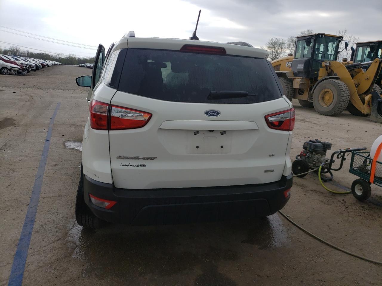 2020 FORD ECOSPORT S - Фото 6