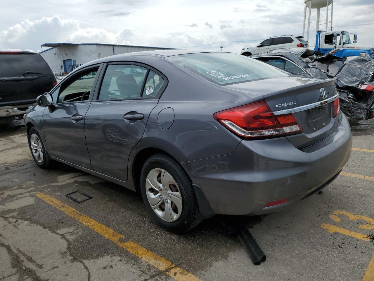 2015 HONDA CIVIC LX - Image 2