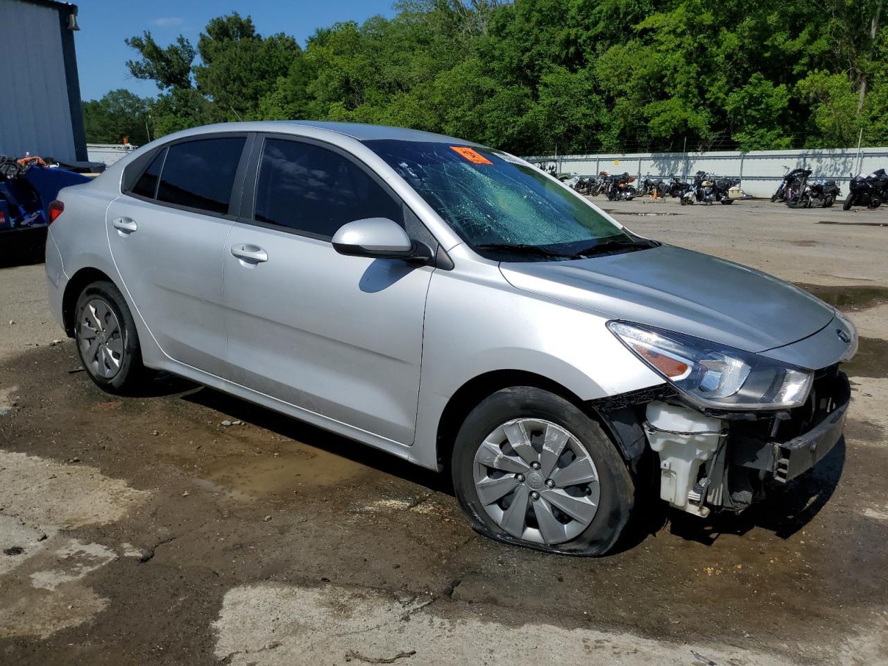 2020 KIA RIO LX - Фото 4