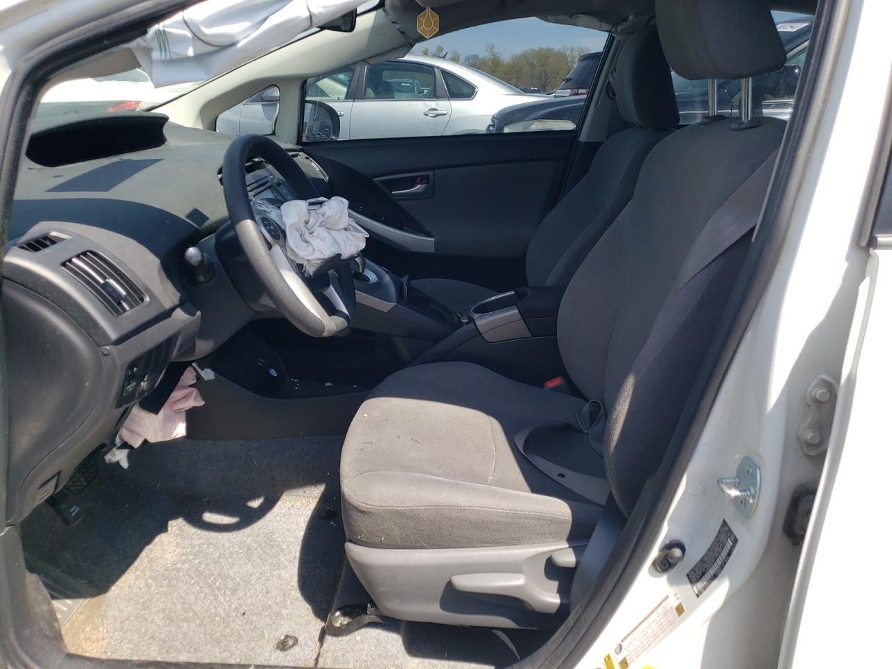 2015 TOYOTA PRIUS - Фото 7