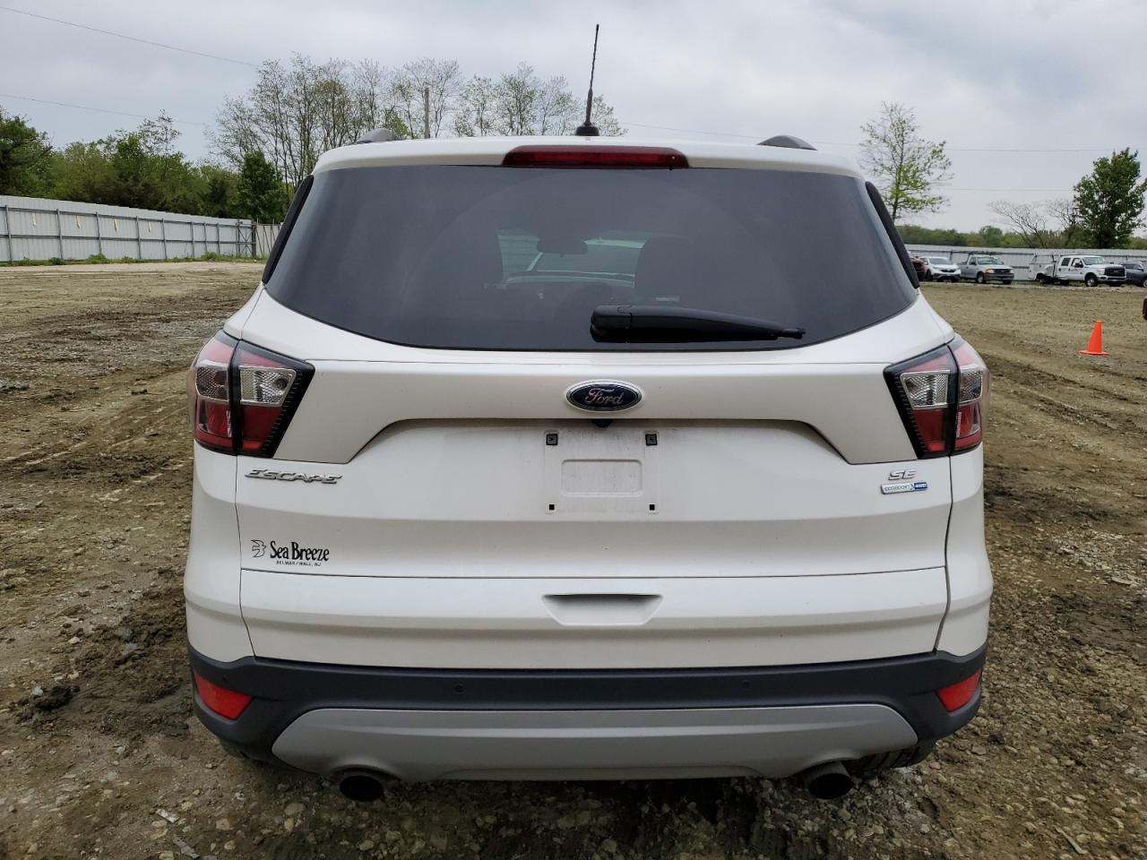 2017 FORD ESCAPE SE - Фото 6