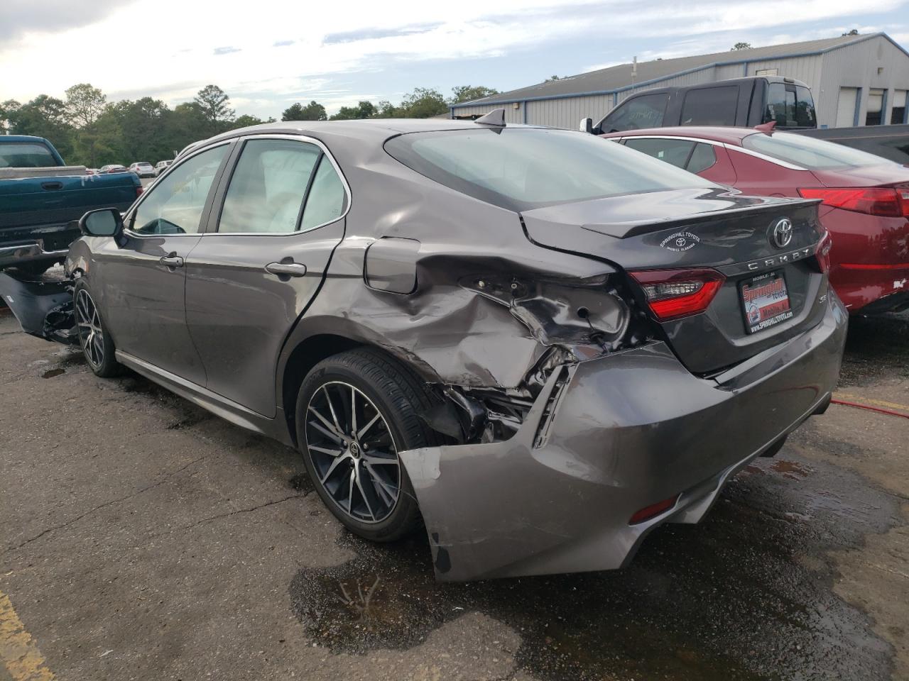 2021 TOYOTA CAMRY SE - Фото 2