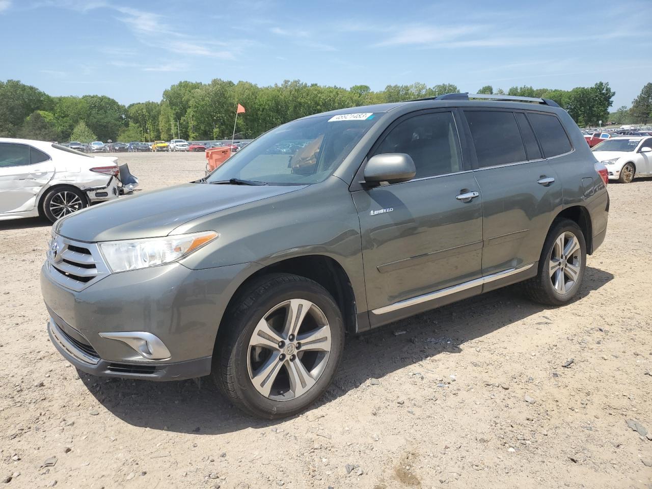 2011 TOYOTA HIGHLANDER car image