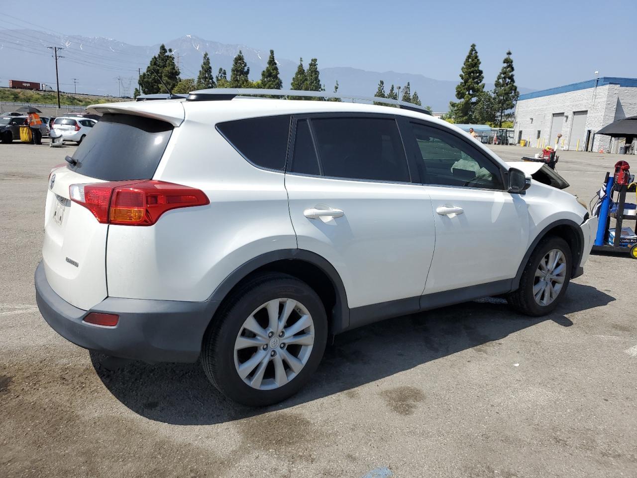 2014 TOYOTA RAV4 LIMIT - Фото 3