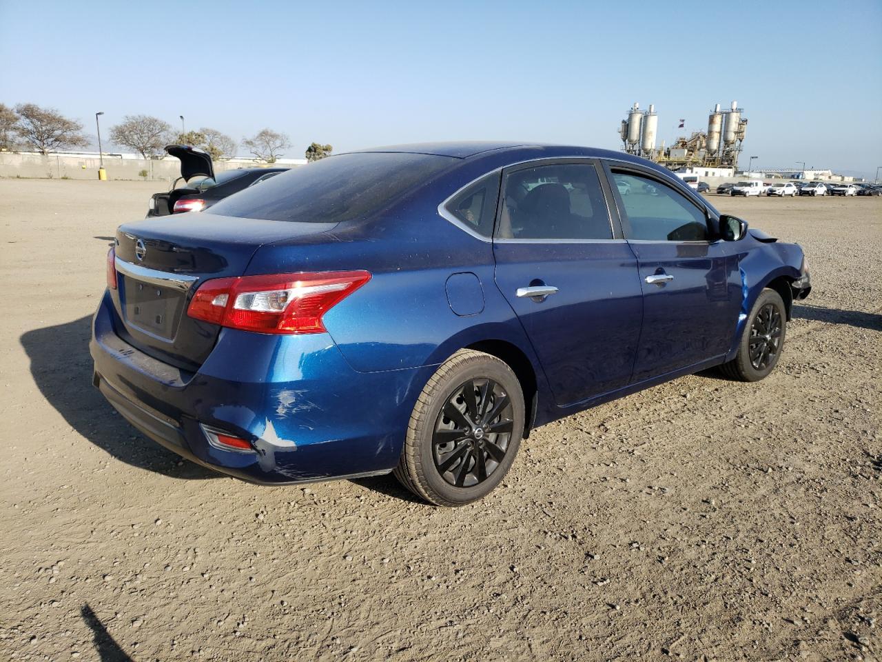 2017 NISSAN SENTRA S - Фото 3