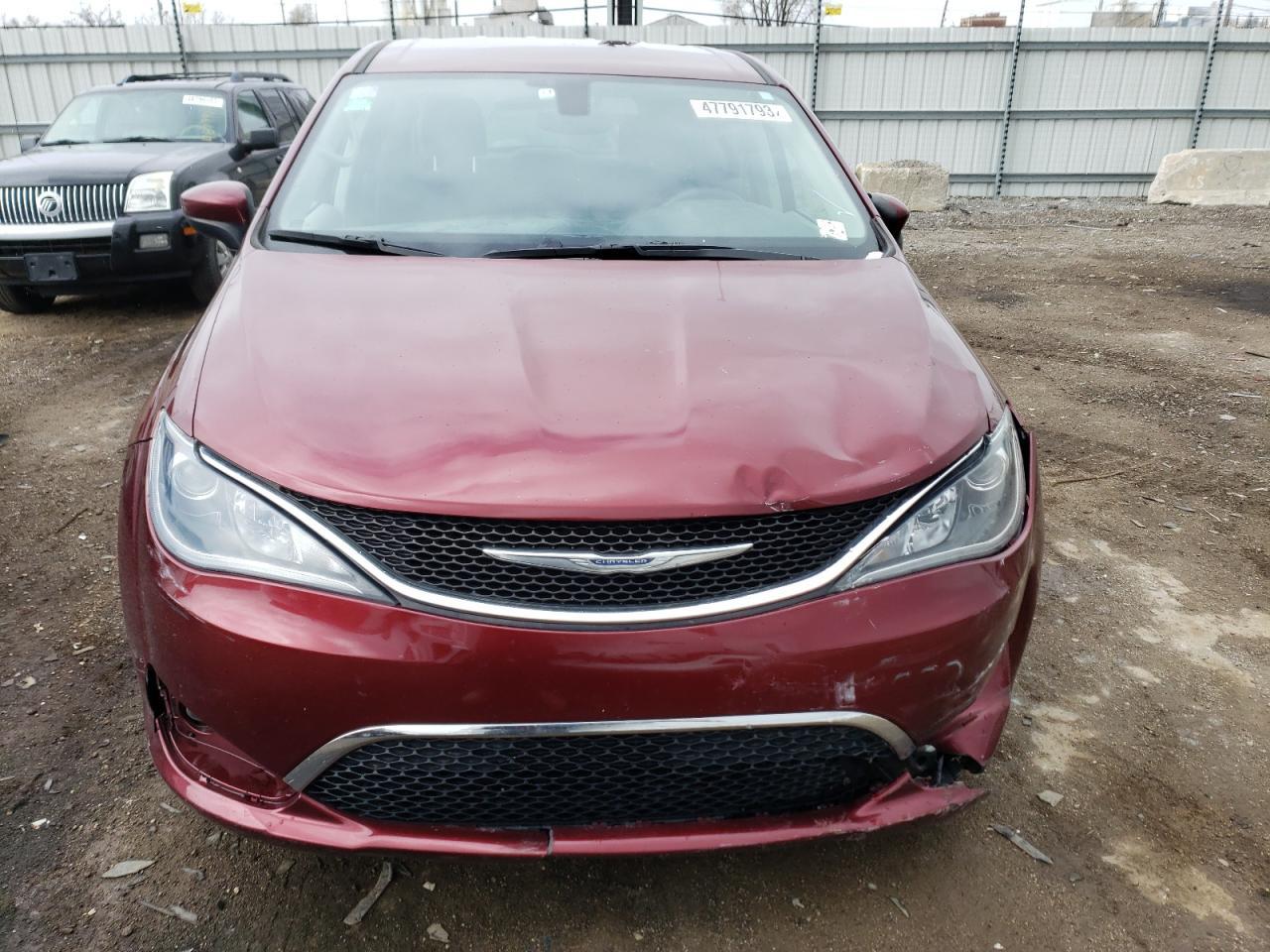 2017 CHRYSLER PACIFICA T - Image 5