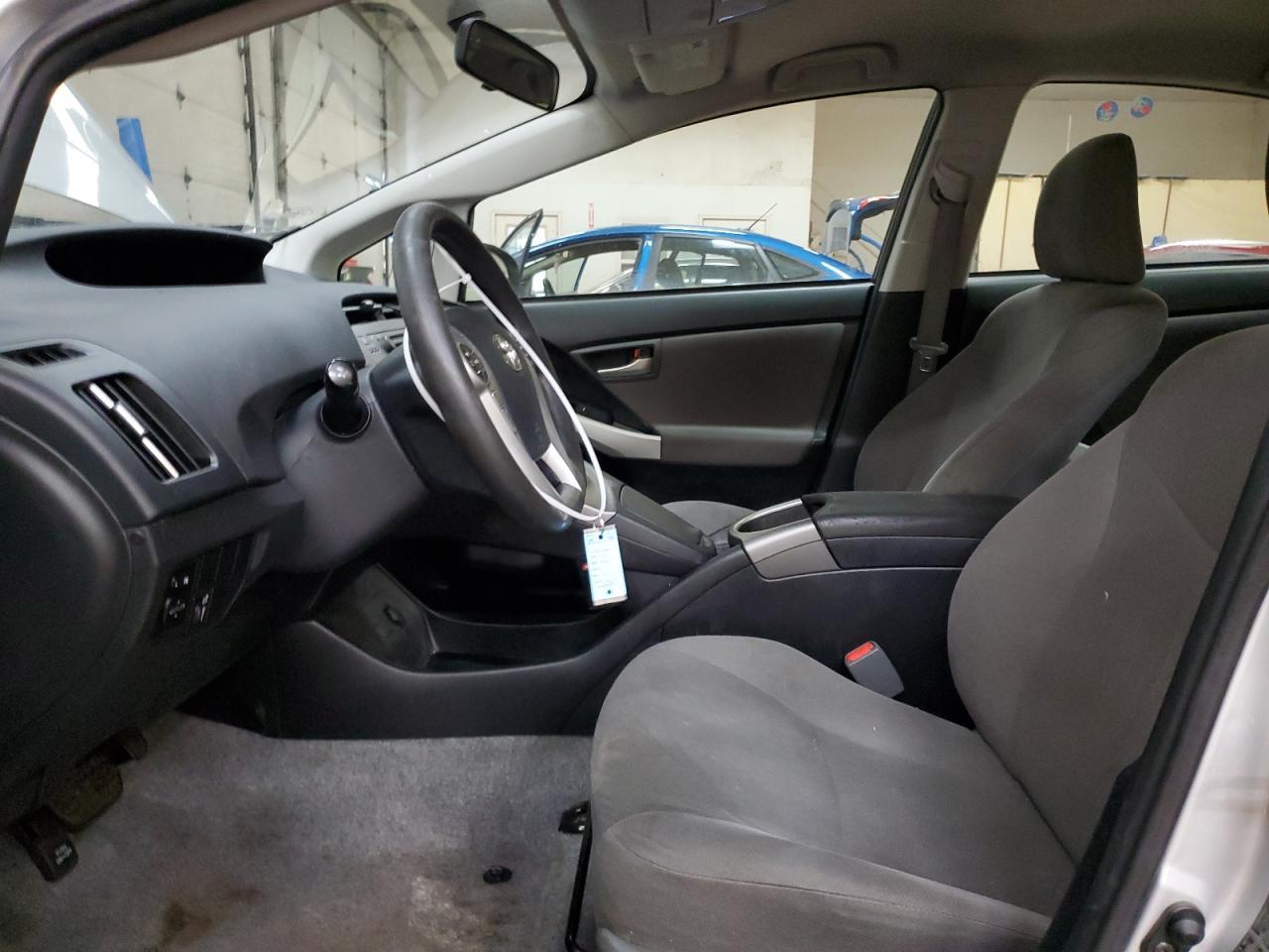 2015 TOYOTA PRIUS - Фото 7