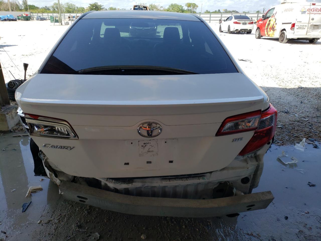 2014 TOYOTA CAMRY L - Image 6