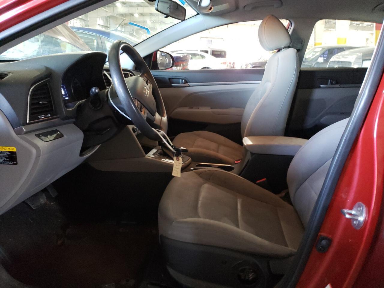 2018 HYUNDAI ELANTRA SE - Фото 7