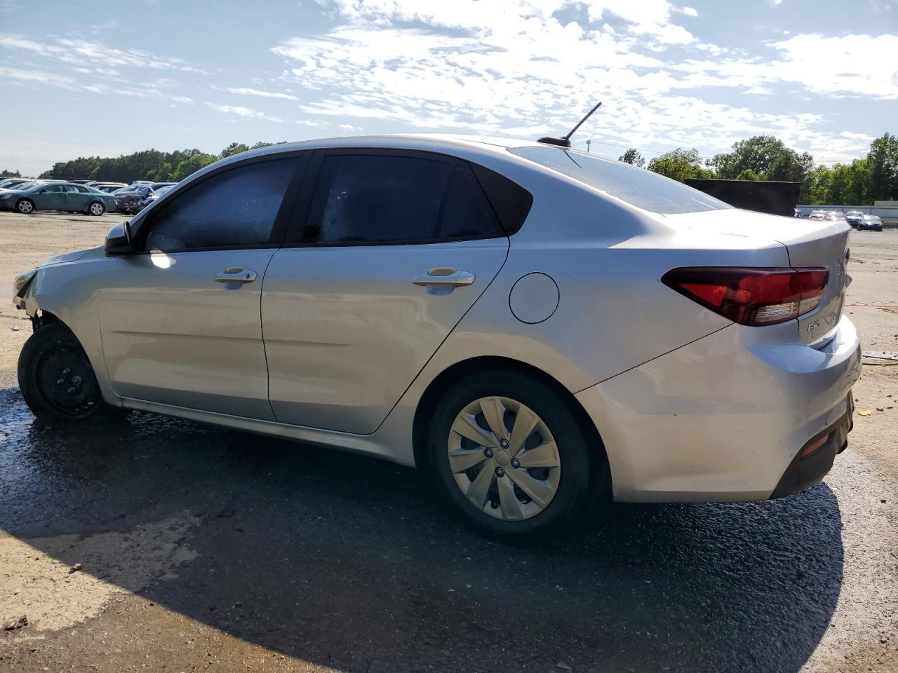 2020 KIA RIO LX - Фото 2