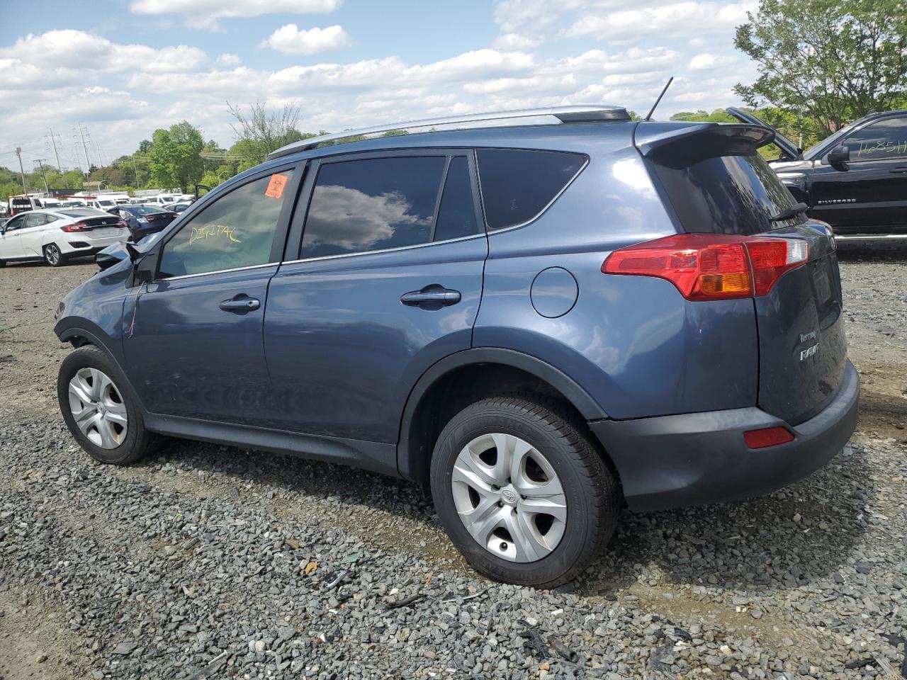2014 TOYOTA RAV4 LE - Фото 2