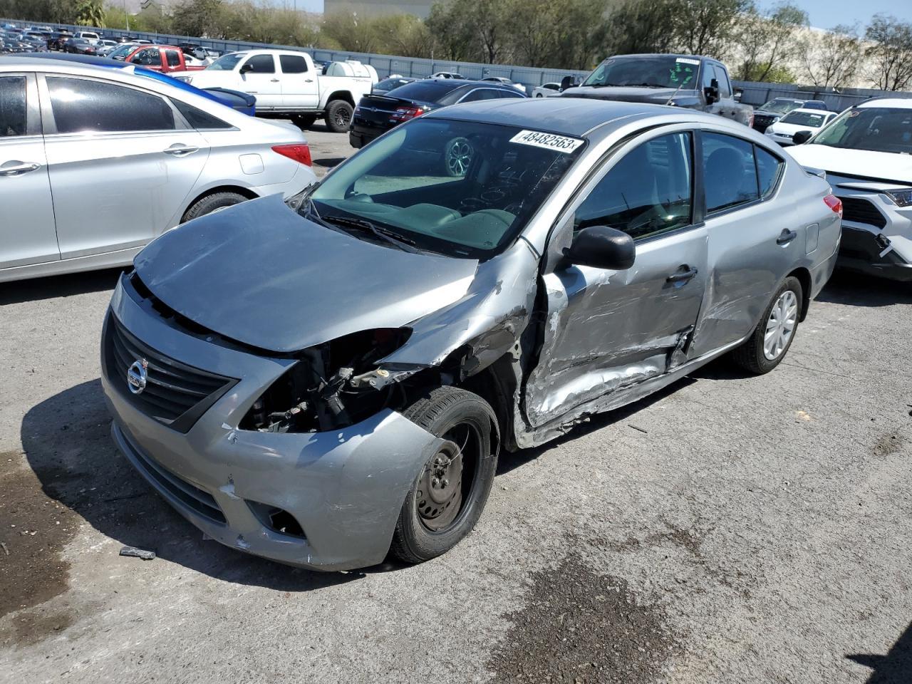 2014 NISSAN VERSA S
