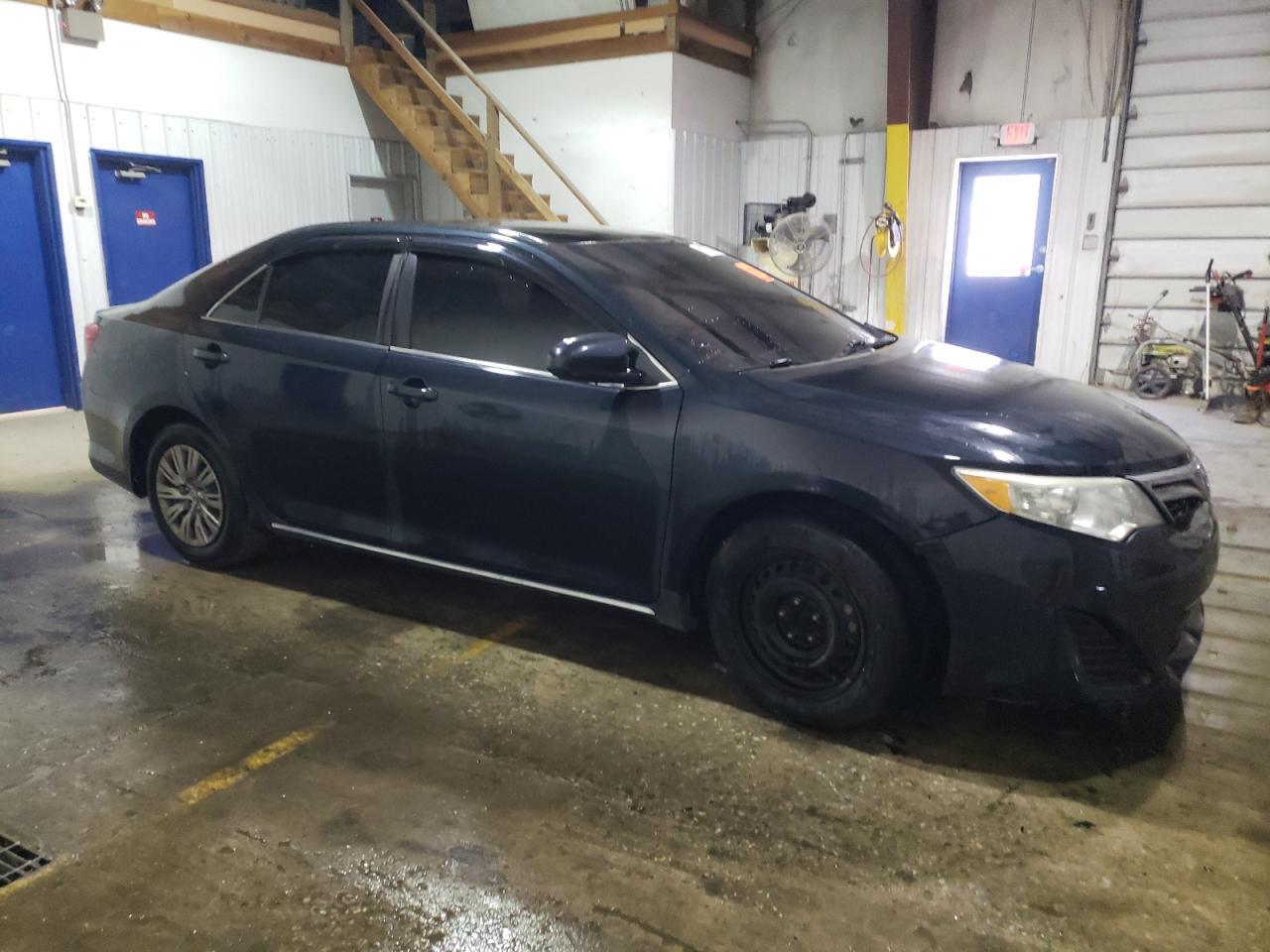 2014 TOYOTA CAMRY L - Image 4