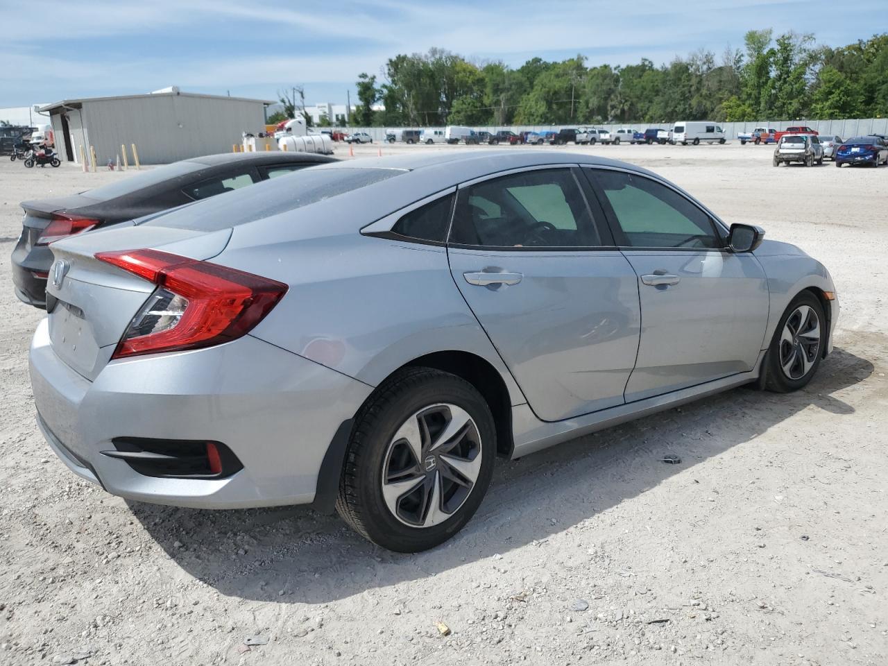 2019 HONDA CIVIC LX - Фото 3