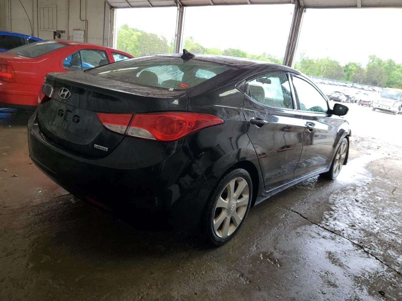2013 HYUNDAI ELANTRA GL - Image 3