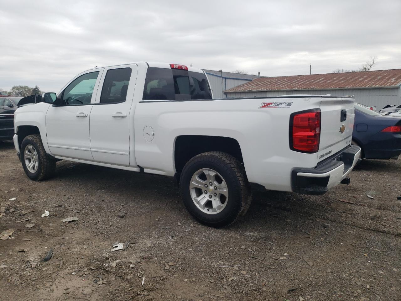2016 CHEVROLET SILVERADO - Image 2