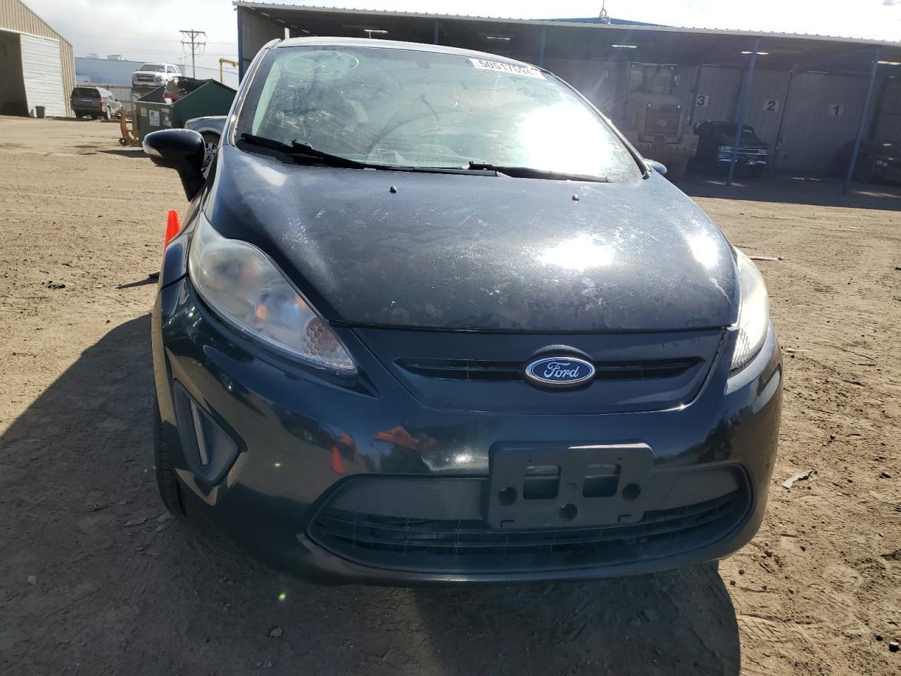 2013 FORD FIESTA SE - Image 5