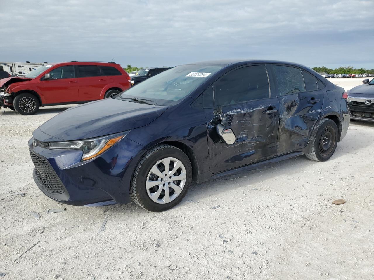 2022 TOYOTA COROLLA LE car image