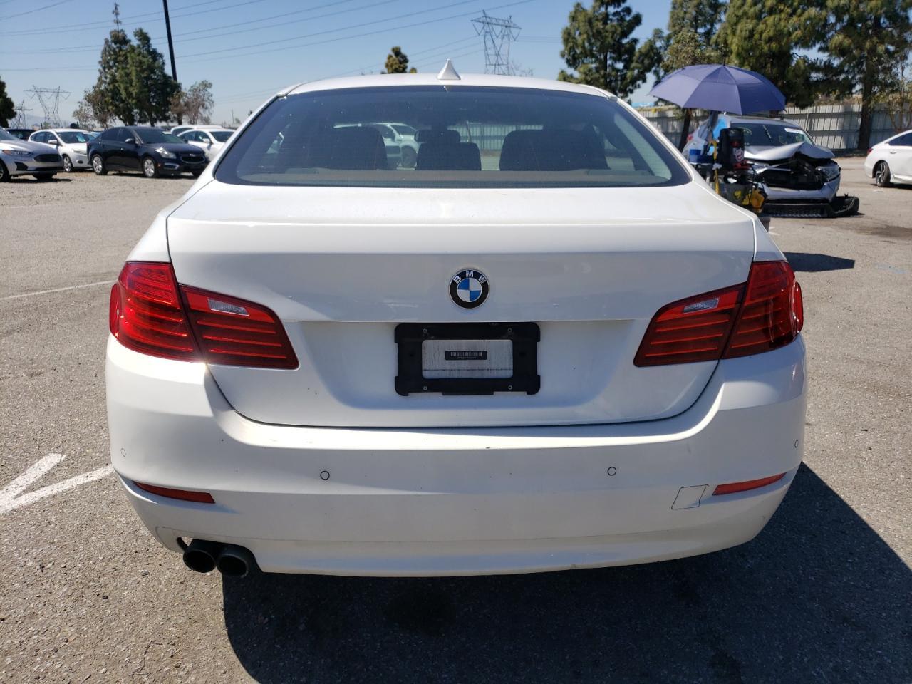 2016 BMW 528 I - Image 6