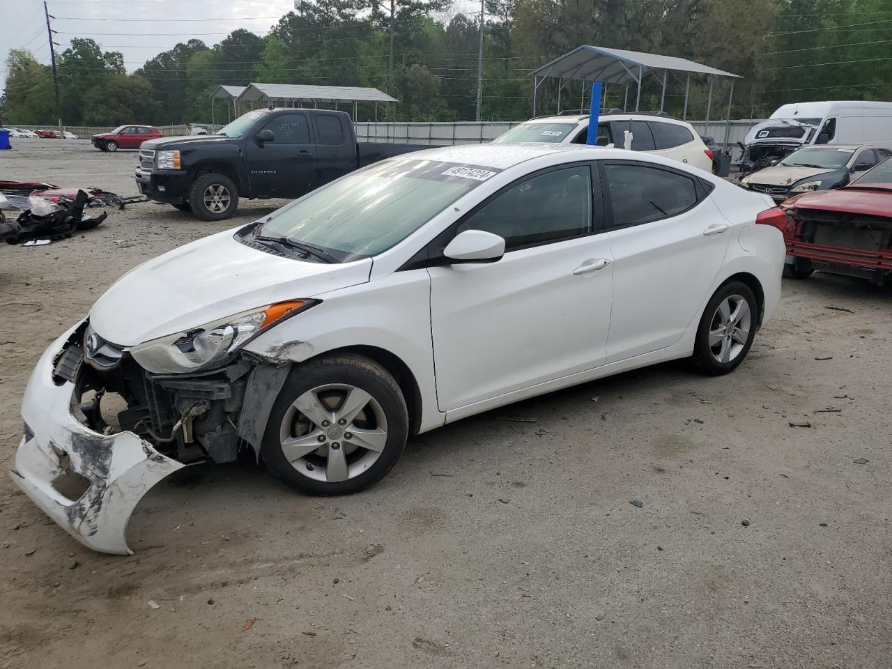 2013 HYUNDAI ELANTRA GL