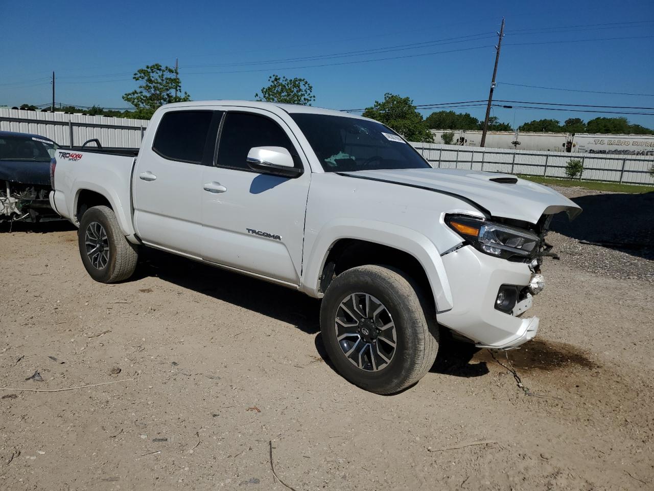 2023 TOYOTA TACOMA DOU - Фото 4