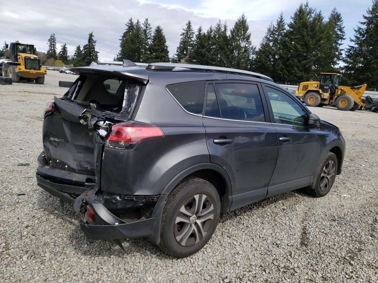 2017 TOYOTA RAV4 LE - Фото 3