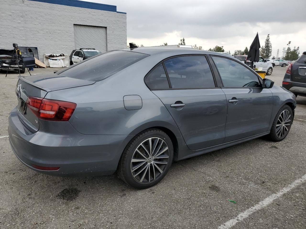 2016 VOLKSWAGEN JETTA SPOR - Image 3
