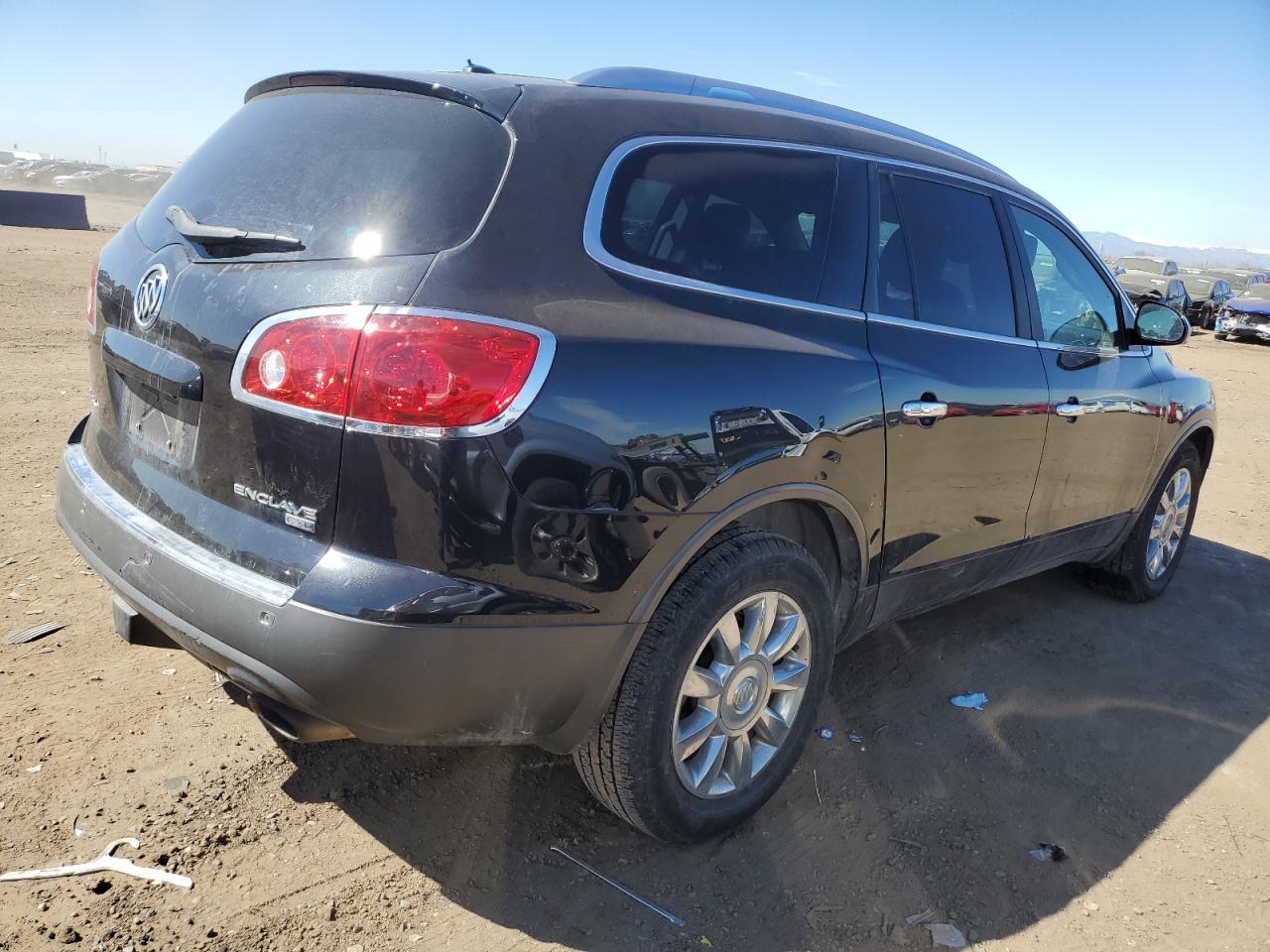 2011 BUICK ENCLAVE CX - Image 3