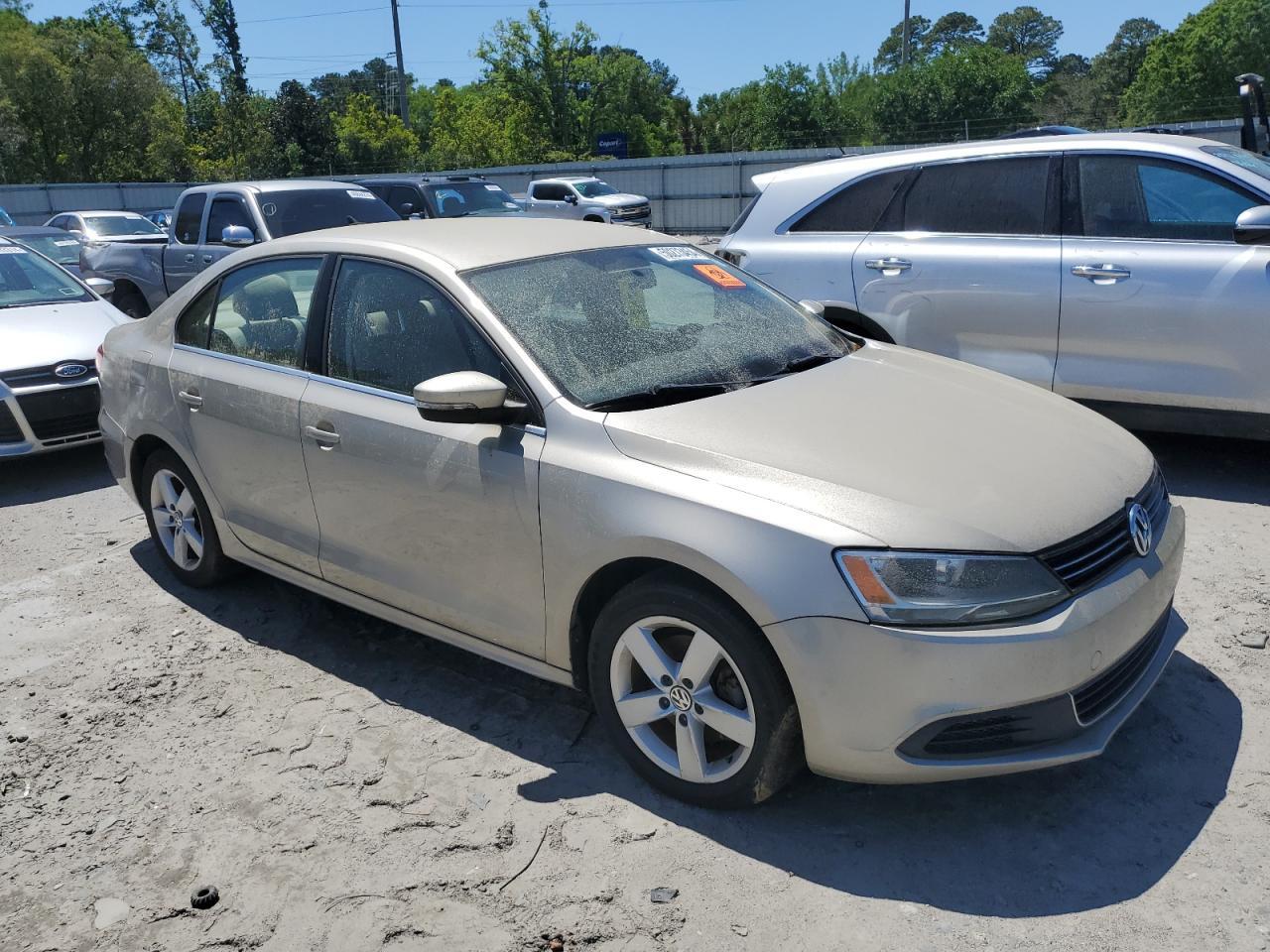 2013 VOLKSWAGEN JETTA TDI - Фото 4