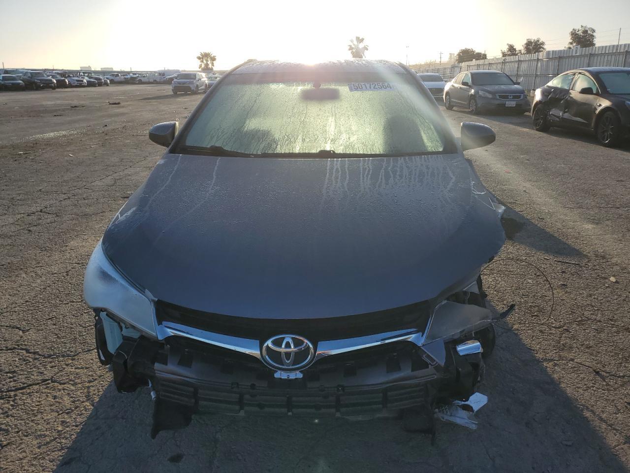 2015 TOYOTA CAMRY LE - Фото 5