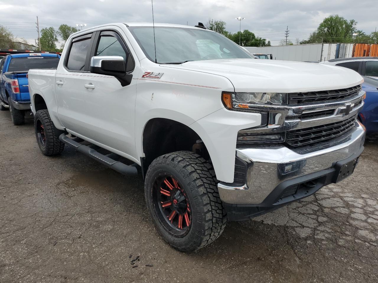 2019 CHEVROLET SILVERADO - Фото 4