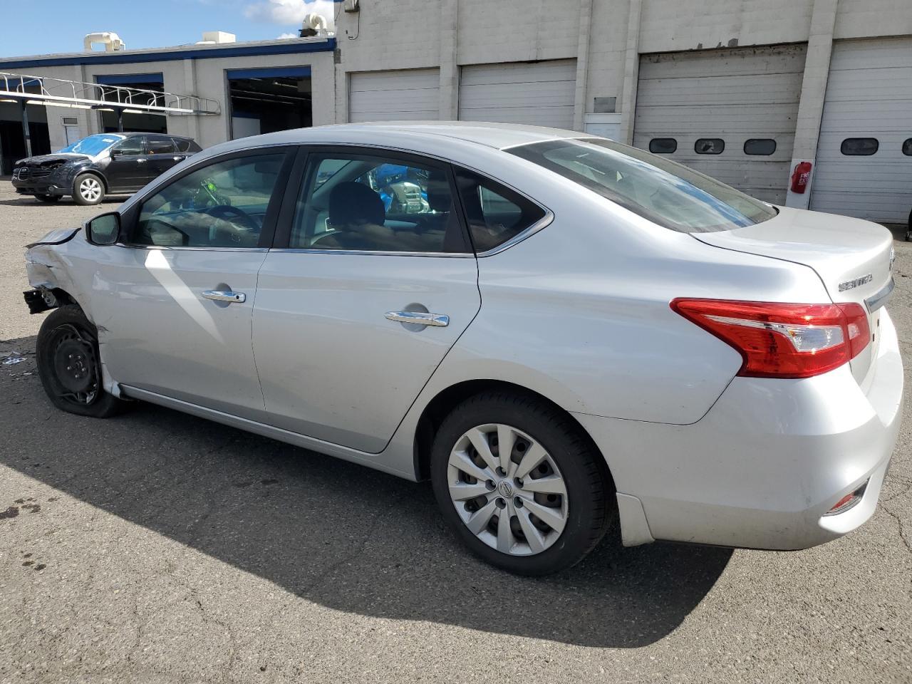 2017 NISSAN SENTRA S - Фото 2