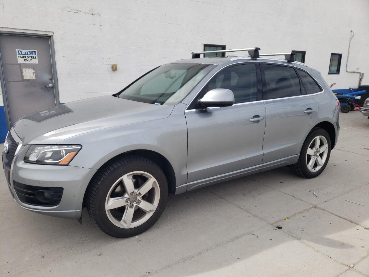 2011 AUDI Q5 PREMIUM