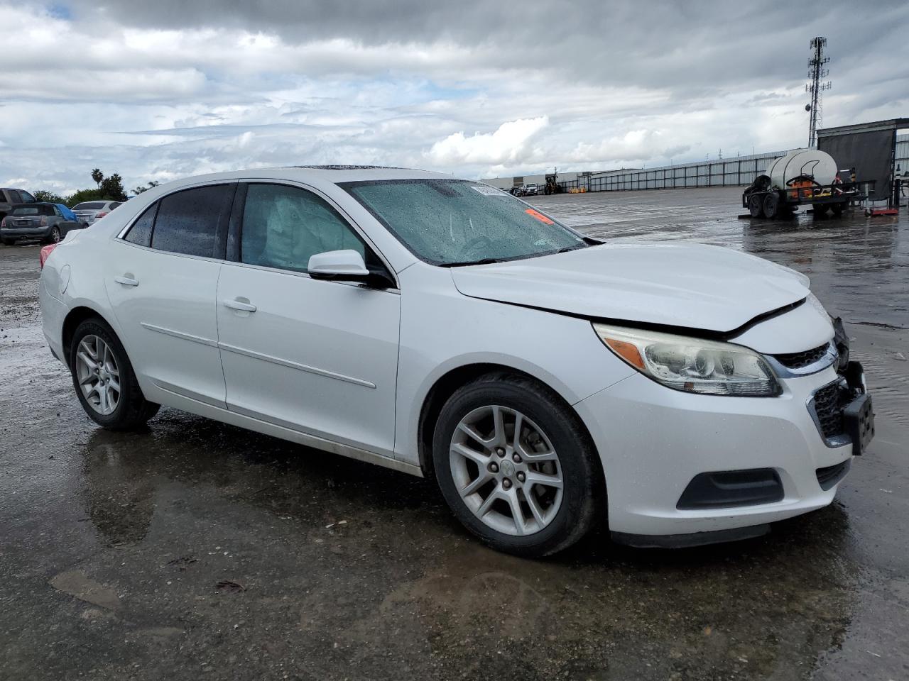 2015 CHEVROLET MALIBU 1LT - Image 4