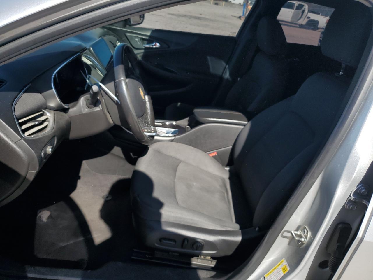 2017 CHEVROLET MALIBU LT - Image 7