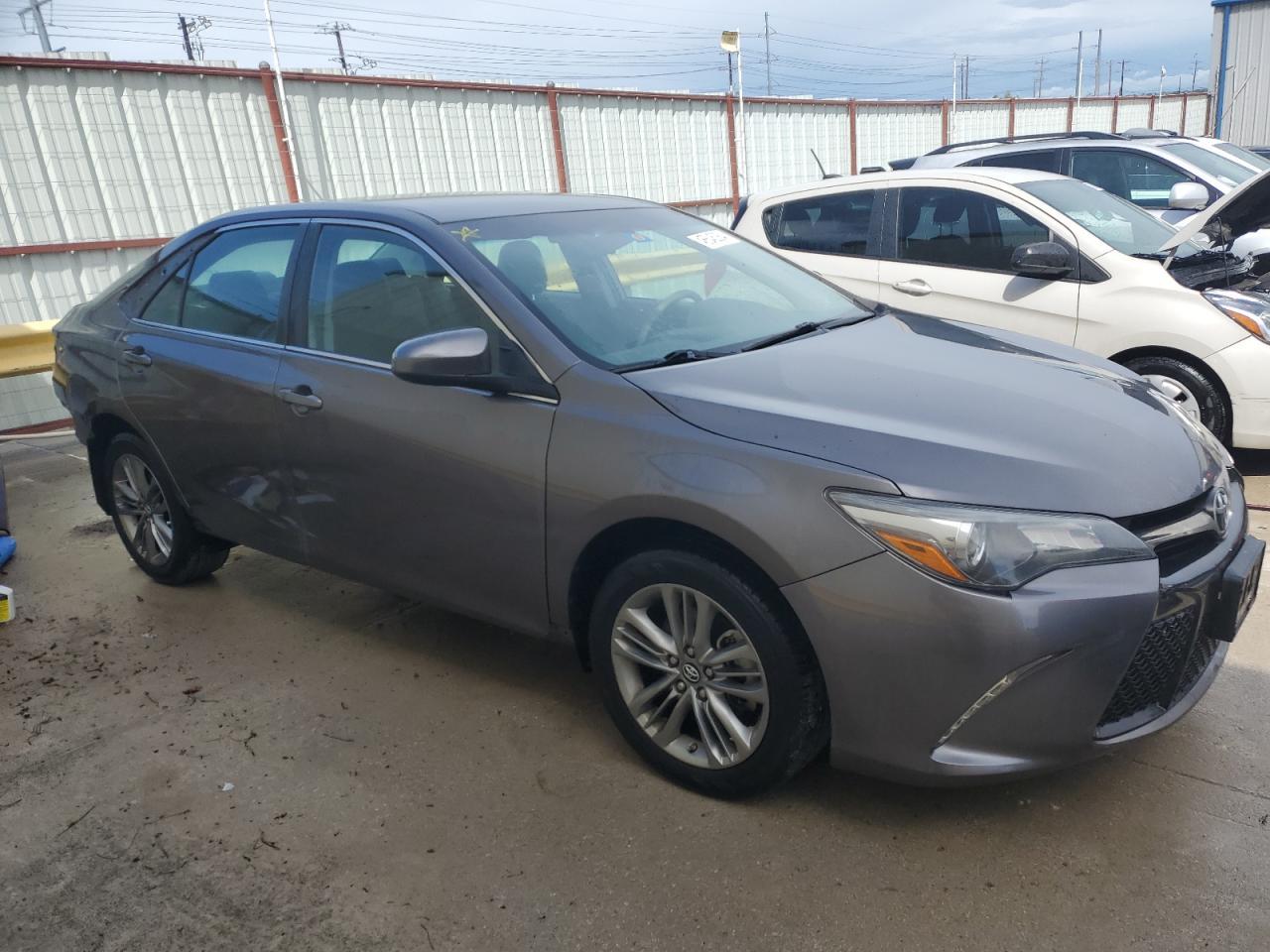 2017 TOYOTA CAMRY LE - Image 4