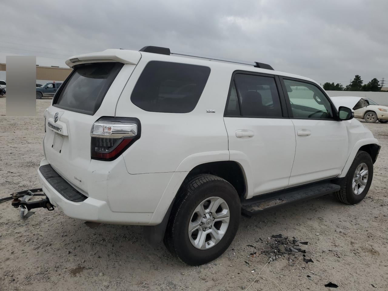 2020 TOYOTA 4RUNNER SR - Фото 3