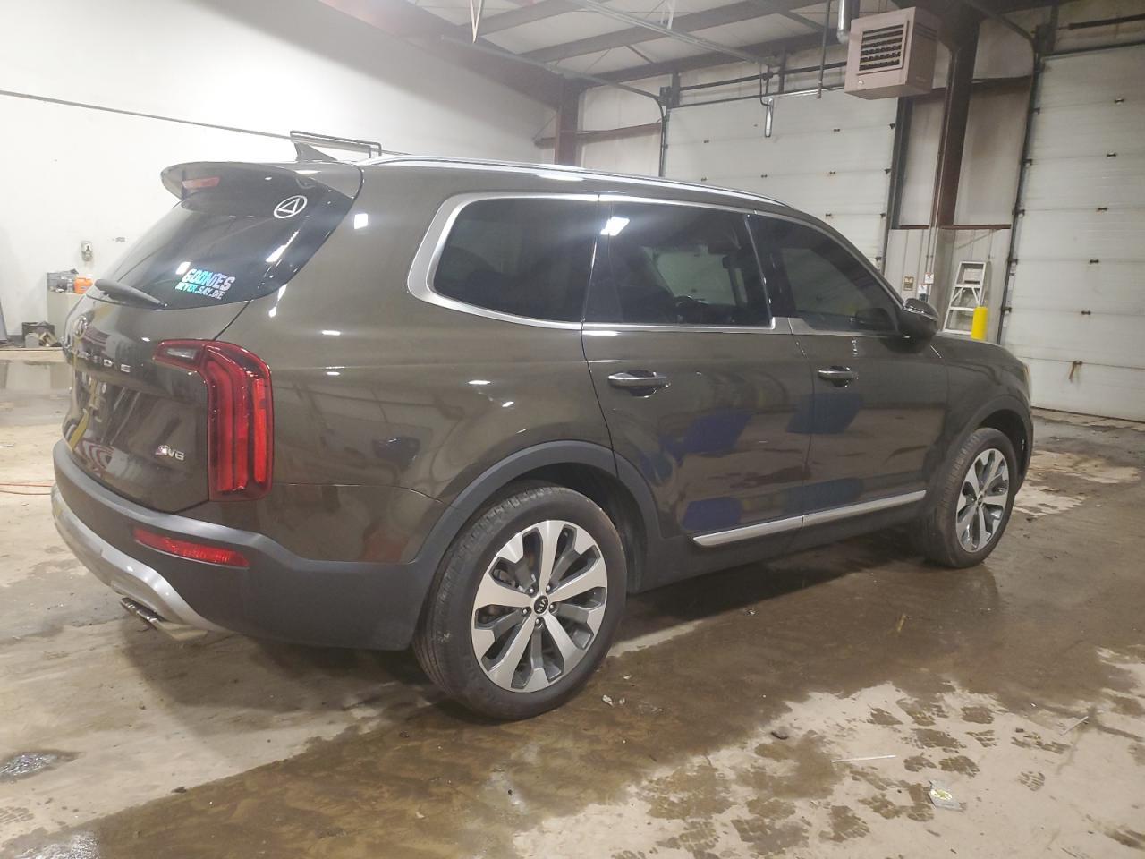 2020 KIA TELLURIDE - Фото 3