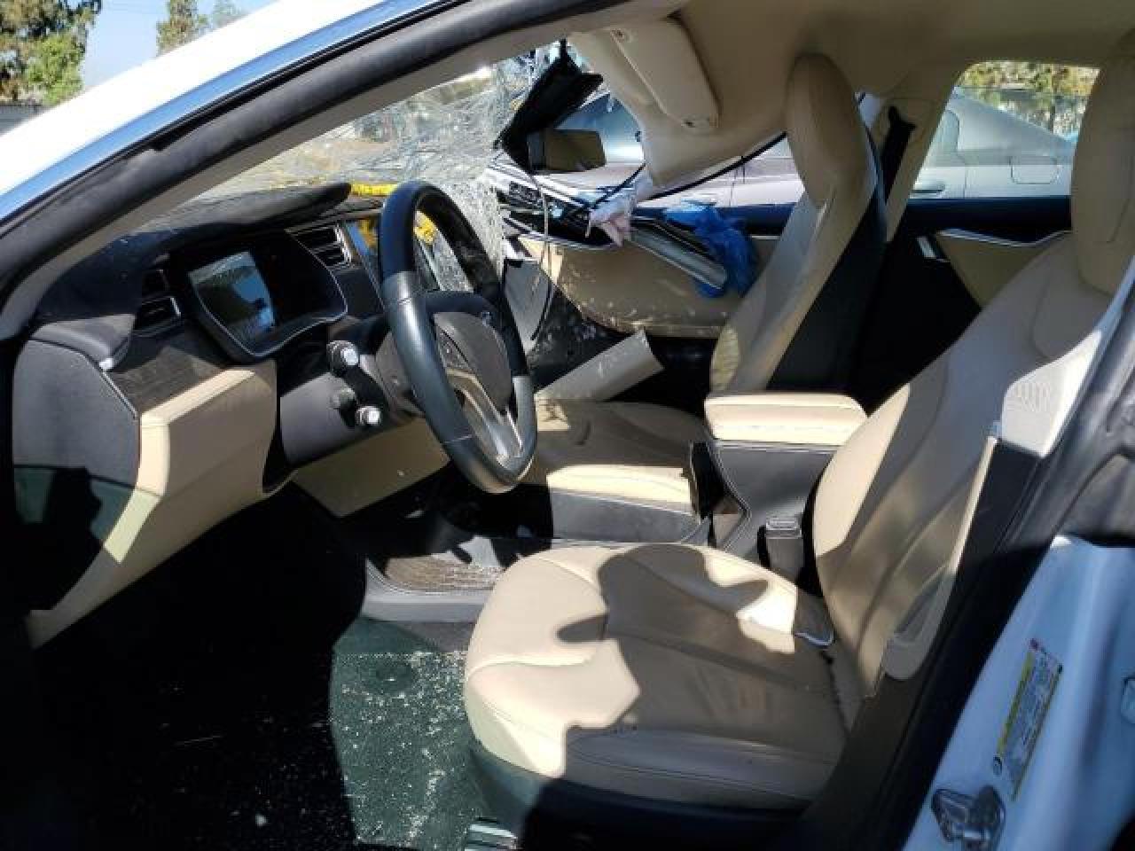 2015 TESLA MODEL S 60 - Фото 7