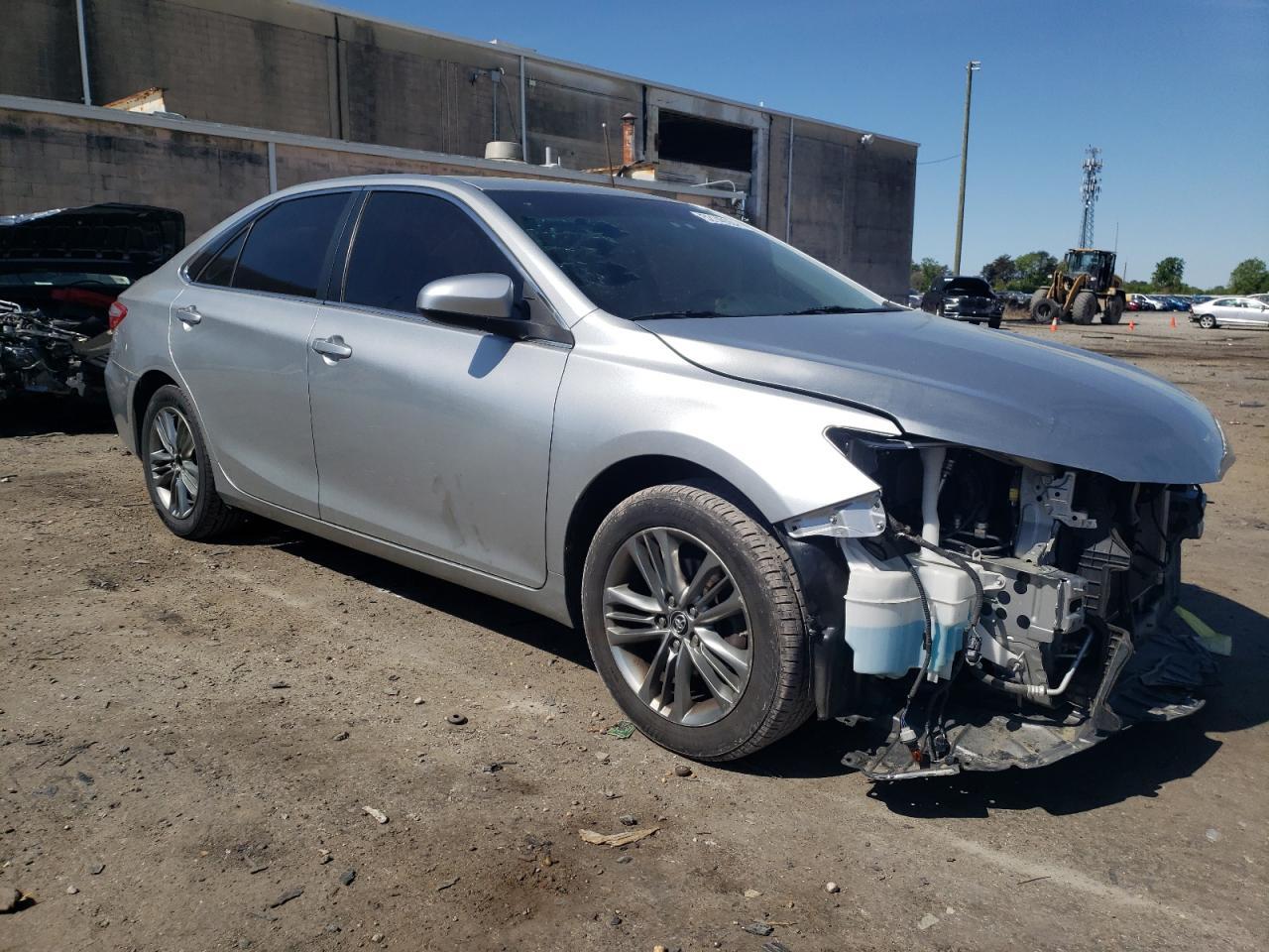 2017 TOYOTA CAMRY LE - Фото 4