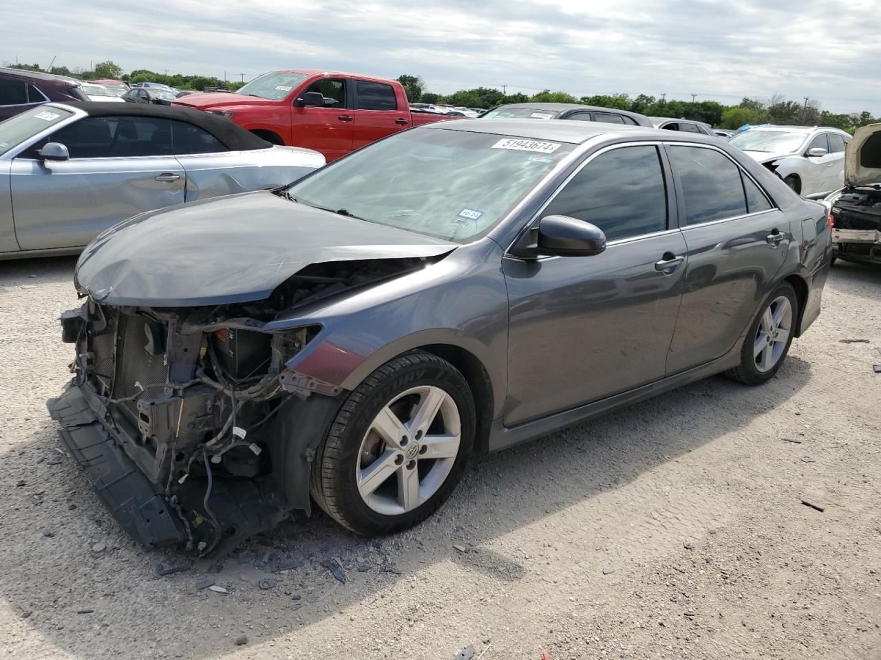 2014 TOYOTA CAMRY L