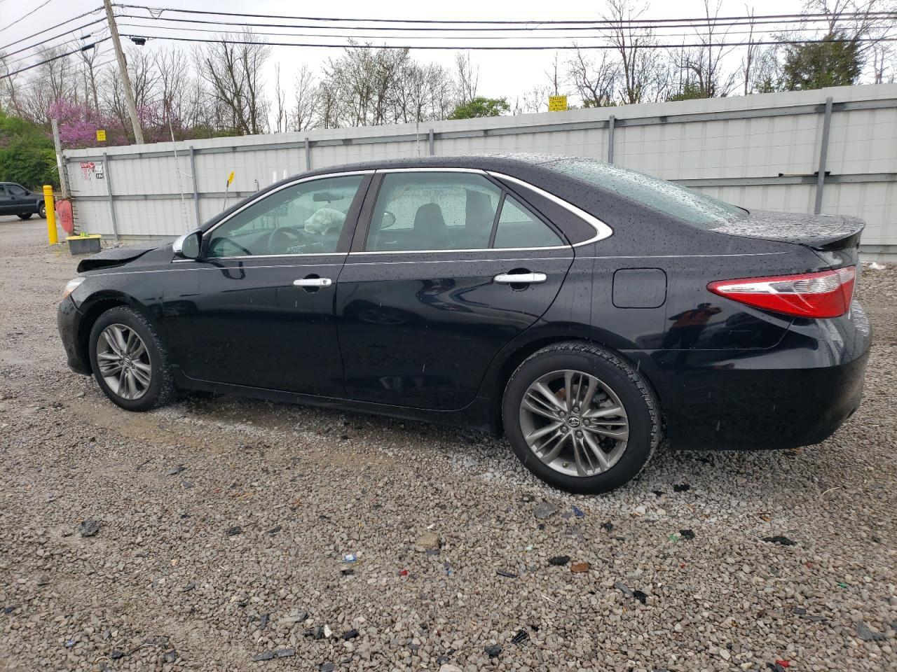 2016 TOYOTA CAMRY LE - Фото 2