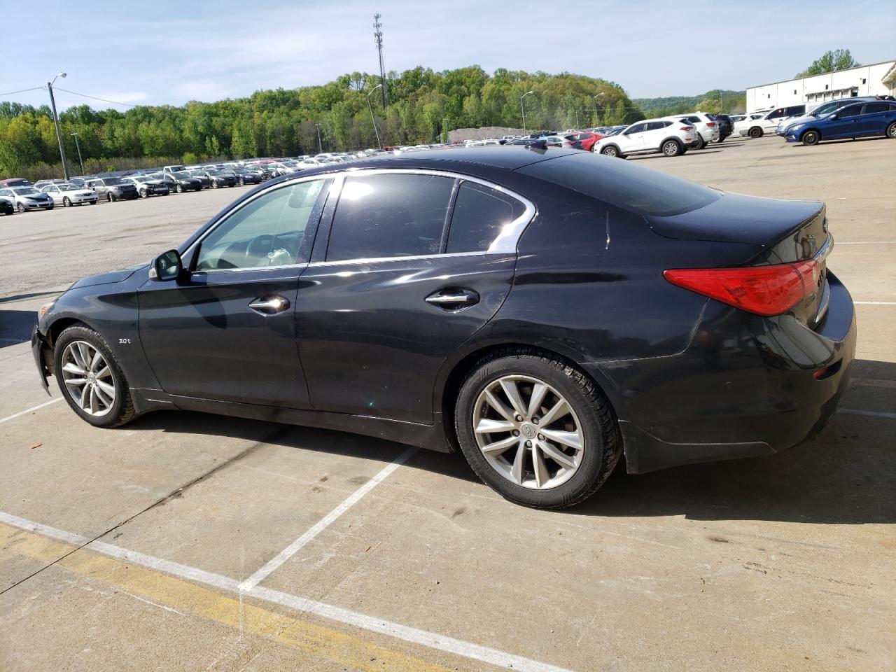 2016 INFINITI Q50 PREMIU - Фото 2
