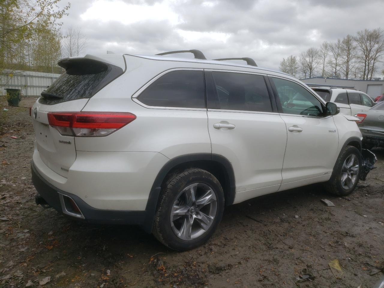 2019 TOYOTA HIGHLANDER - Image 3