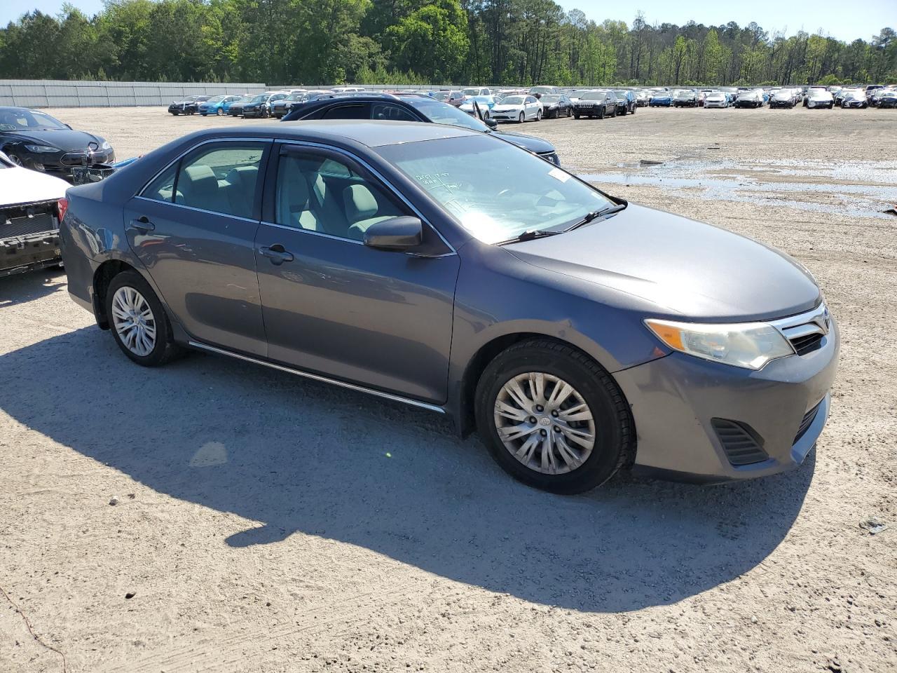 2013 TOYOTA CAMRY L - Image 4