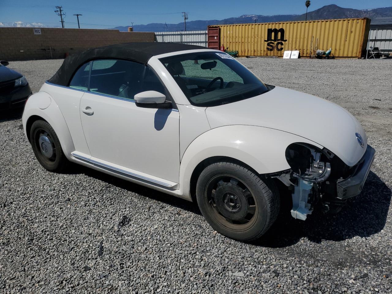 2014 VOLKSWAGEN BEETLE - Image 4